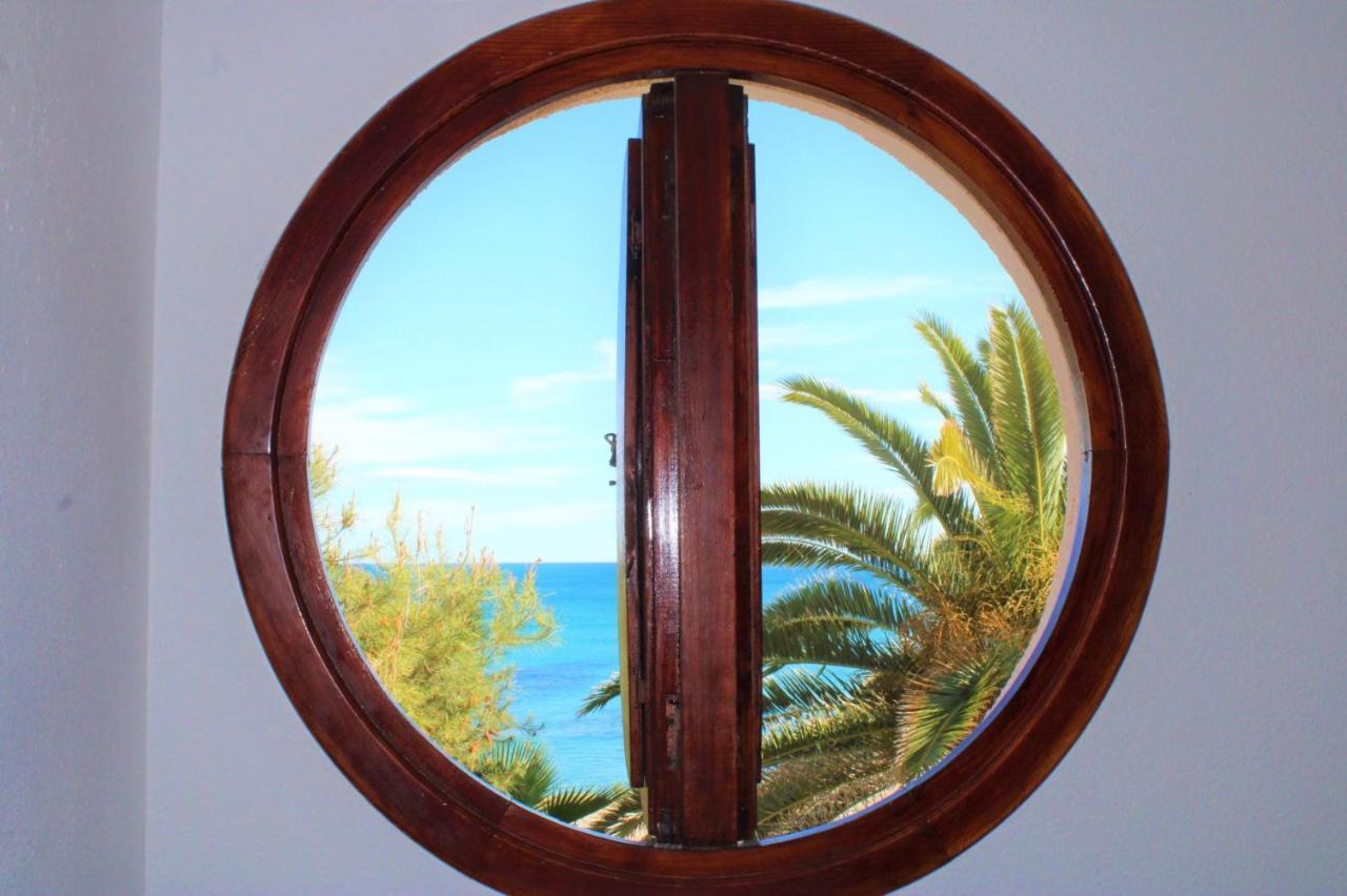 Bungalo En Primera Linea De La Playa El Campello Exteriör bild