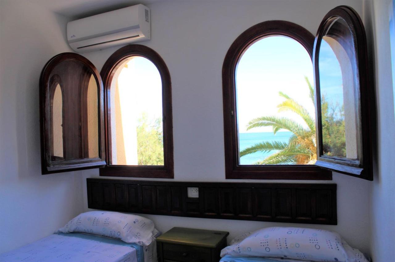 Bungalo En Primera Linea De La Playa El Campello Exteriör bild