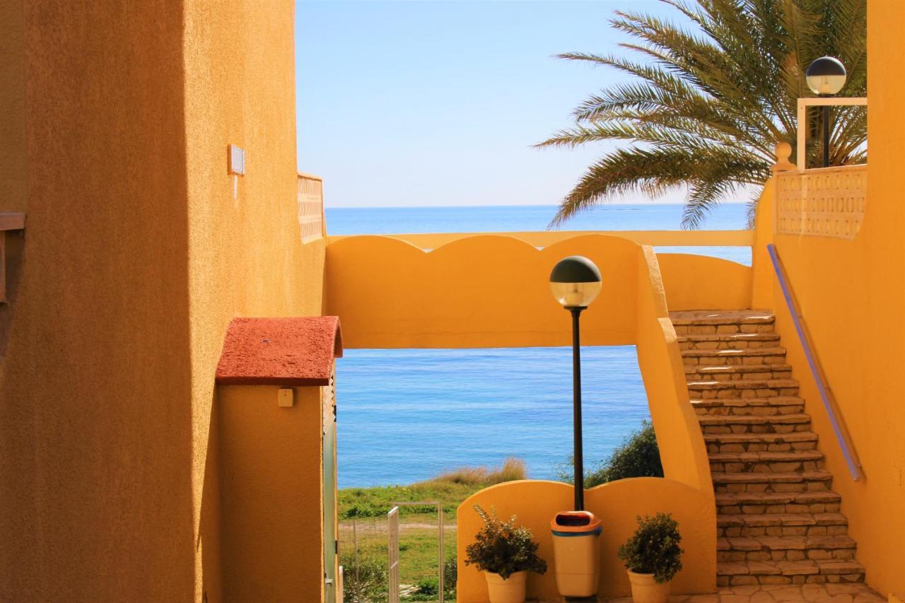 Bungalo En Primera Linea De La Playa El Campello Exteriör bild